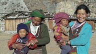 Lohnak women